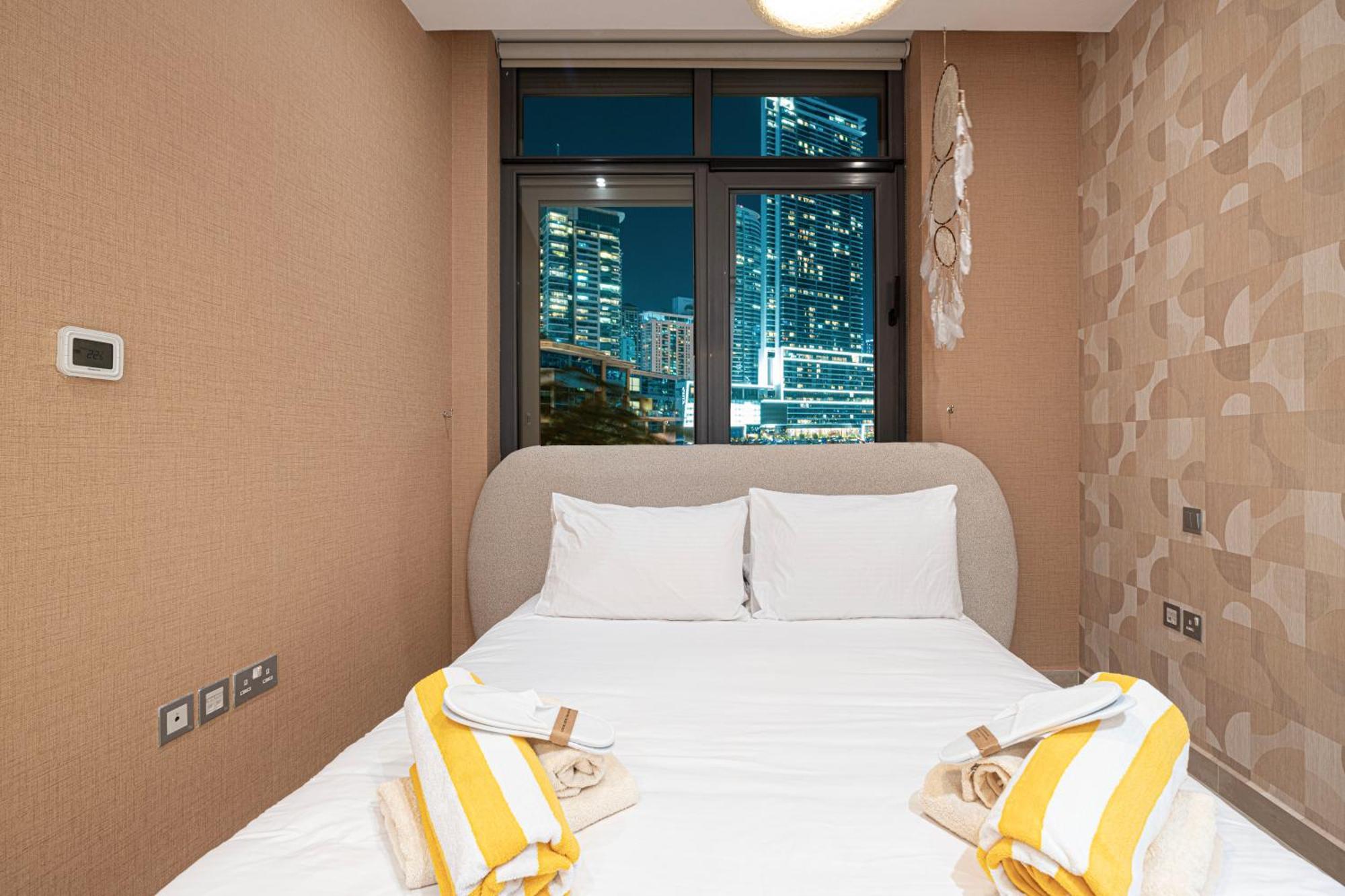 Apartment Koyo In The Heart Of Jbr Beach - 3Bdr Дубай Екстериор снимка